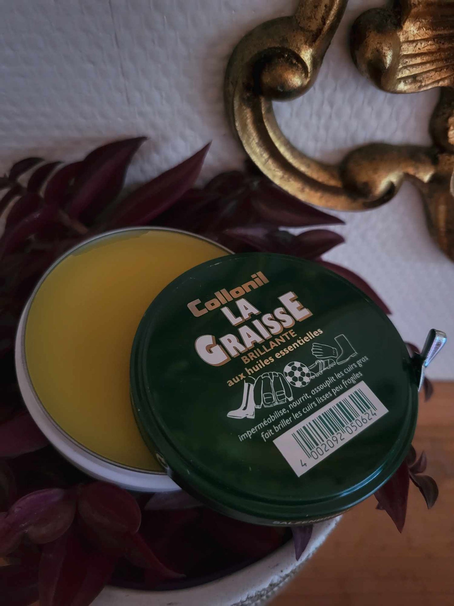 Graisse incolore pour cuir : lisse, gras et grainé Collonil