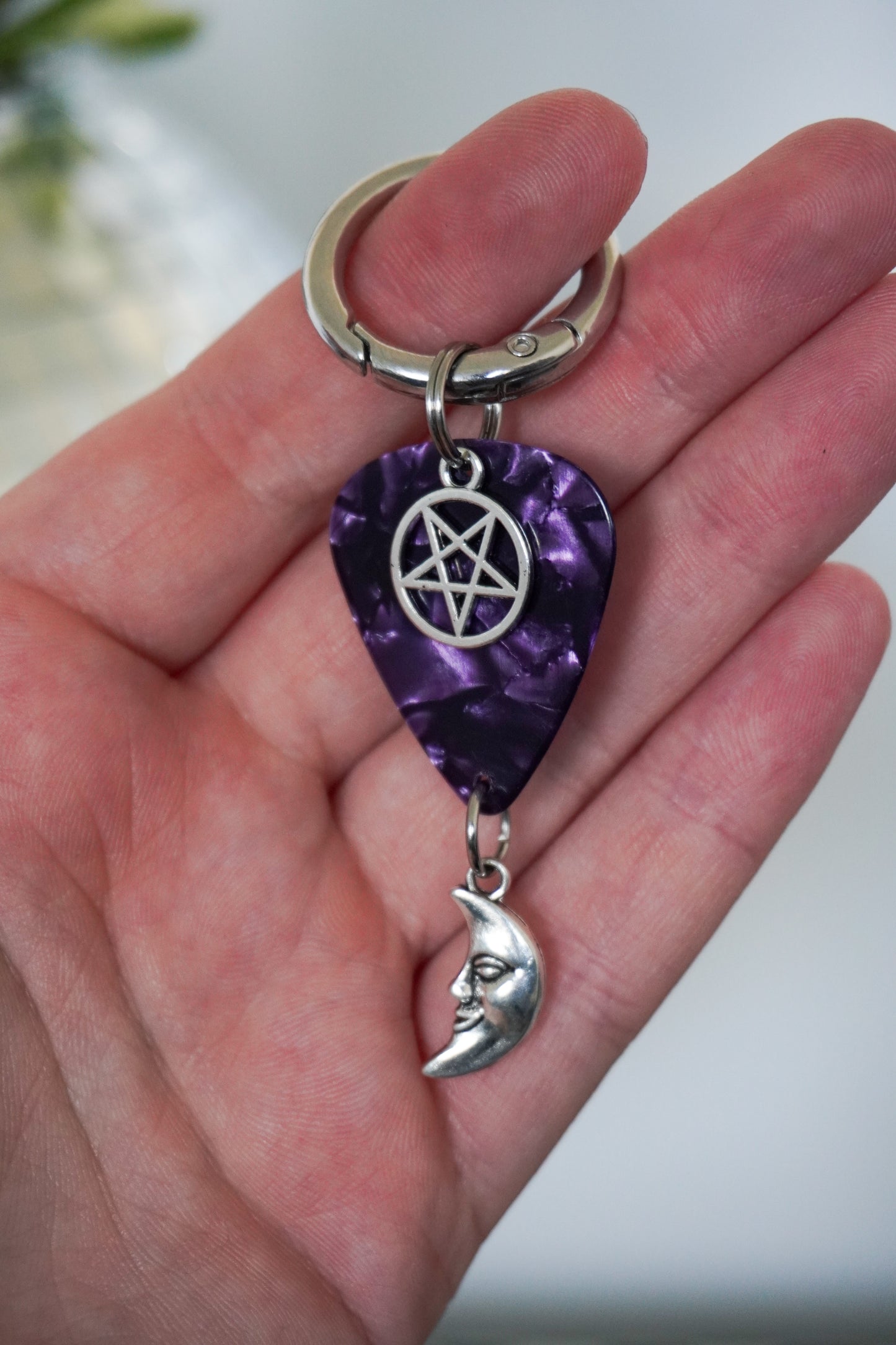 Charm à languette médiator lune violet 🌟