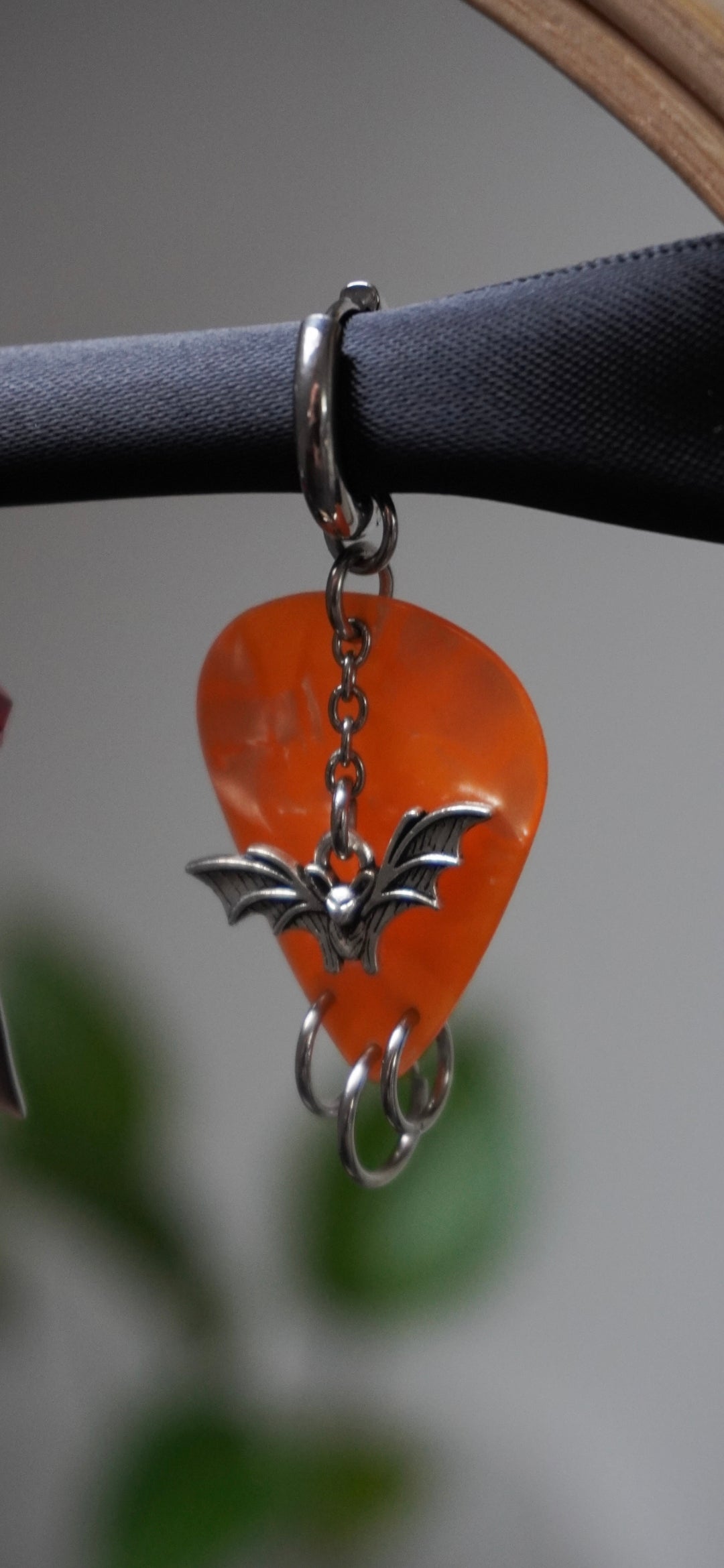 Mono boucle d'oreille - Édition 🦇