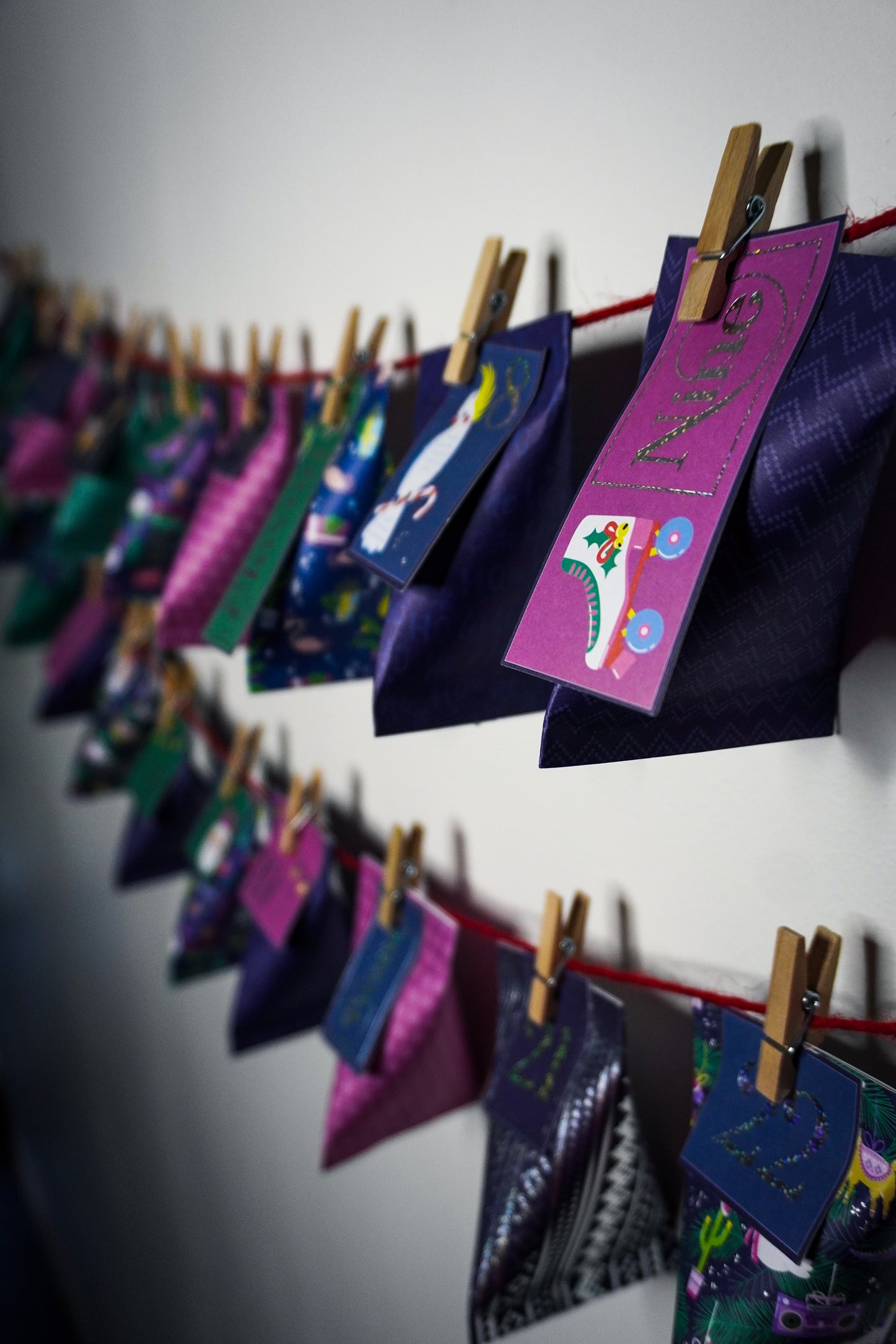 Calendrier de l’Avent - Bijoux et gourmandise 🌈🦖