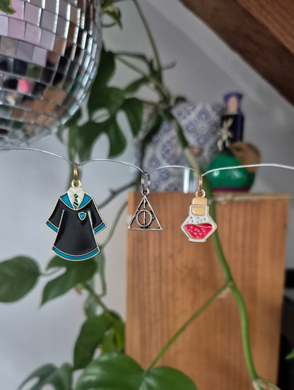 Lot de 3 charms à lacet - Robe de sorcier